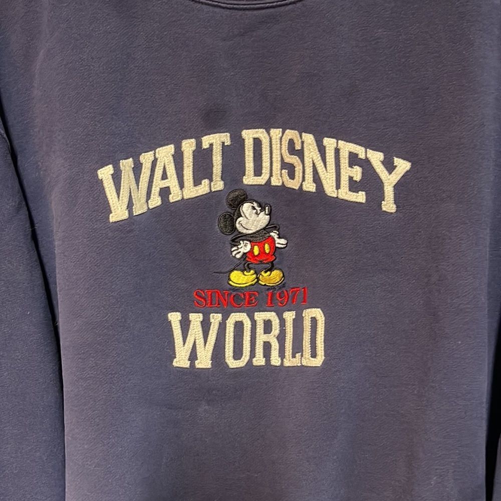 DISNEY Vintage Sweatshirt - Picture 8 of 11